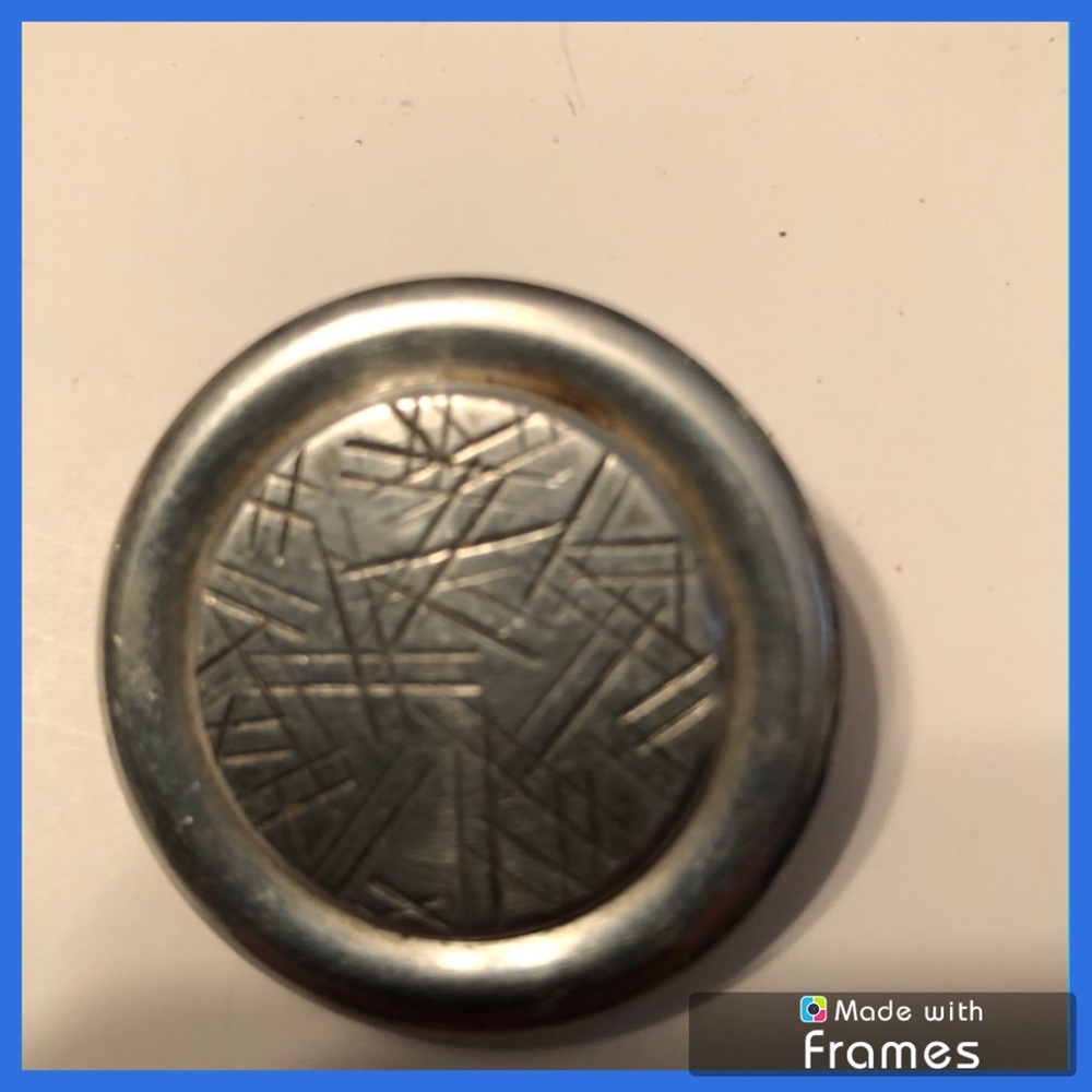 Handarbeit vintage brooch